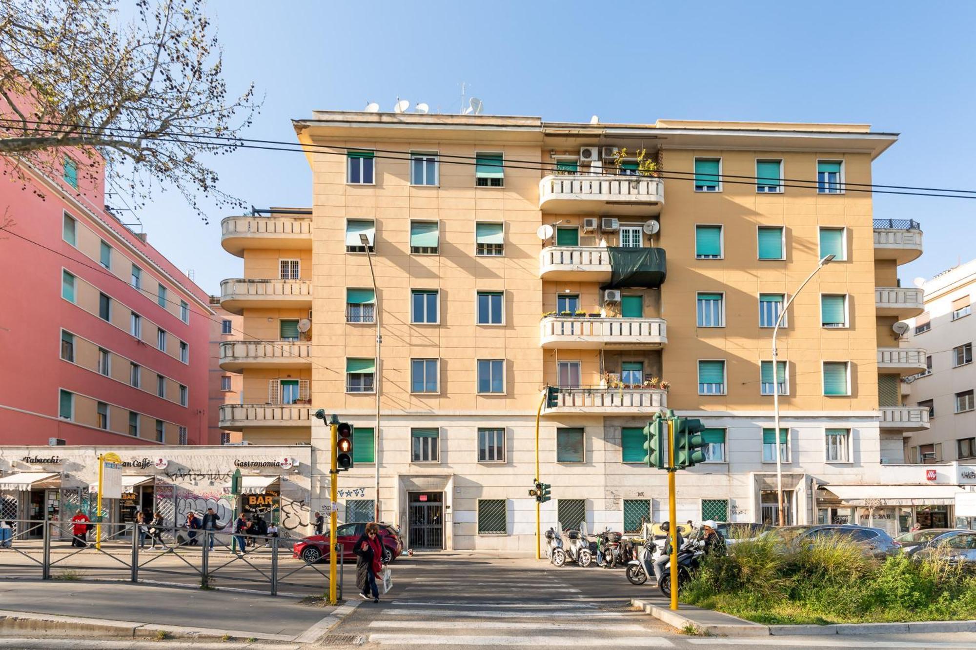 Cozy Apartment Gianicolense 3Bdr Ρώμη Εξωτερικό φωτογραφία